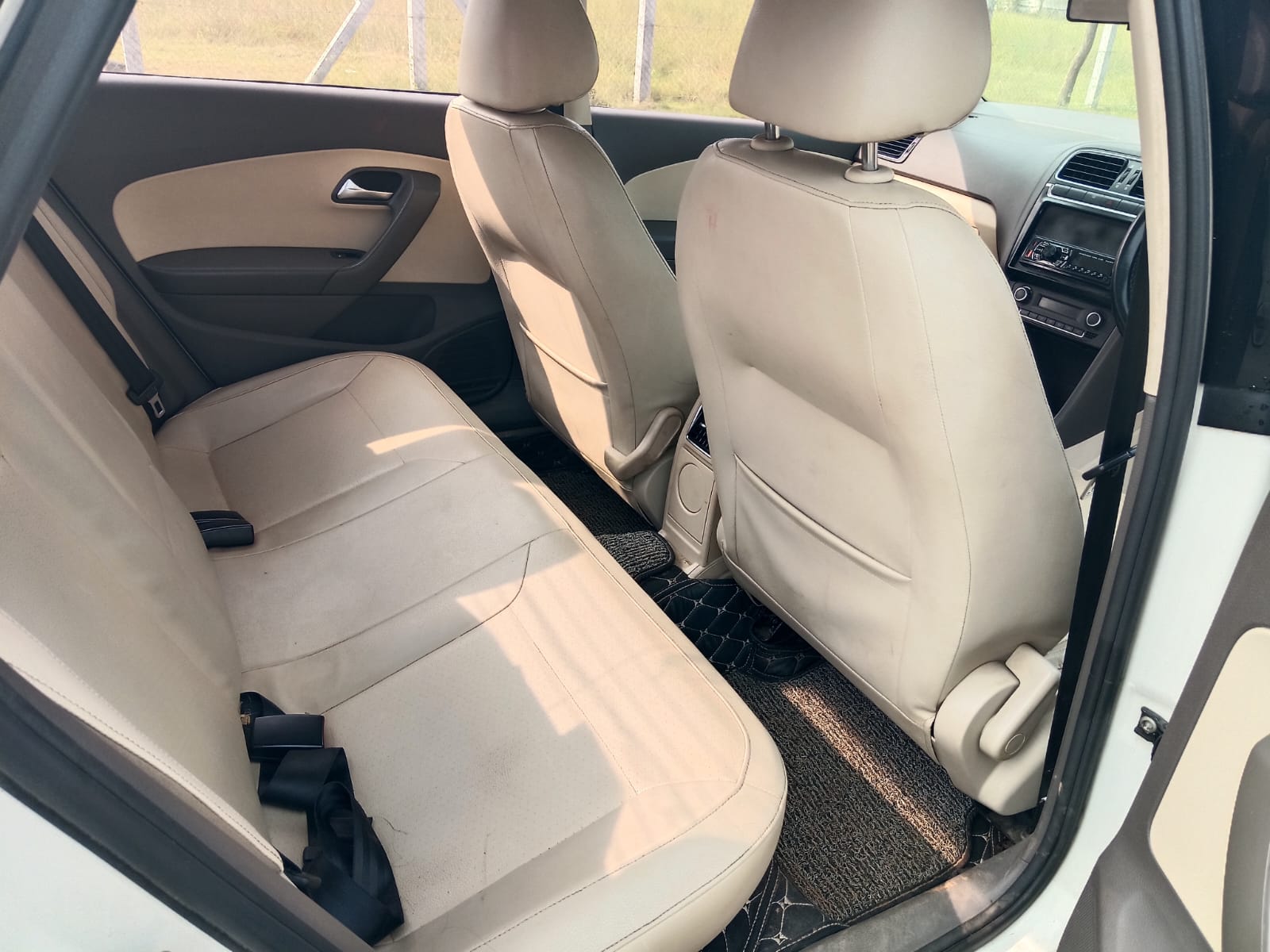 Volkswagen Vento(2012-2014) Highline Diesel